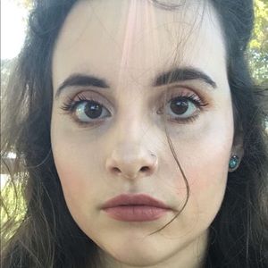 Meet your Posher, Bella